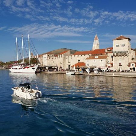 Apartment Okrug Gornji - Trogir With Sea View Zewnętrze zdjęcie