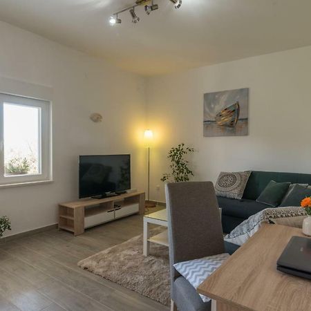 Apartment Okrug Gornji - Trogir With Sea View Zewnętrze zdjęcie