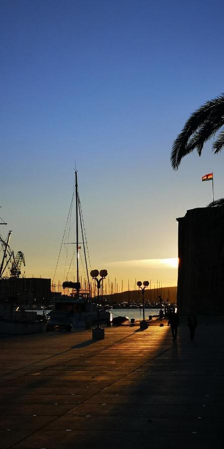Apartment Okrug Gornji - Trogir With Sea View Zewnętrze zdjęcie