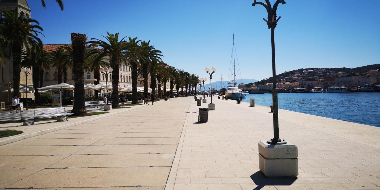 Apartment Okrug Gornji - Trogir With Sea View Zewnętrze zdjęcie