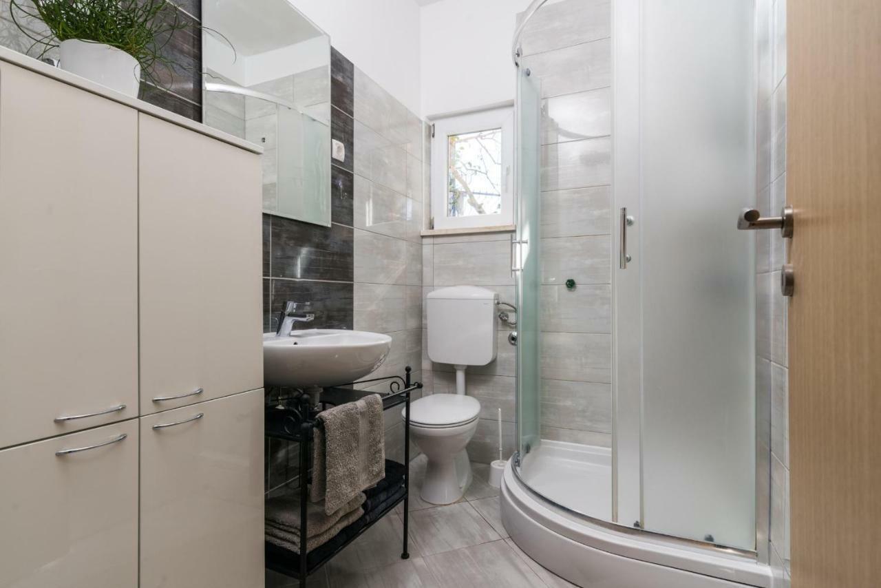 Apartment Okrug Gornji - Trogir With Sea View Zewnętrze zdjęcie