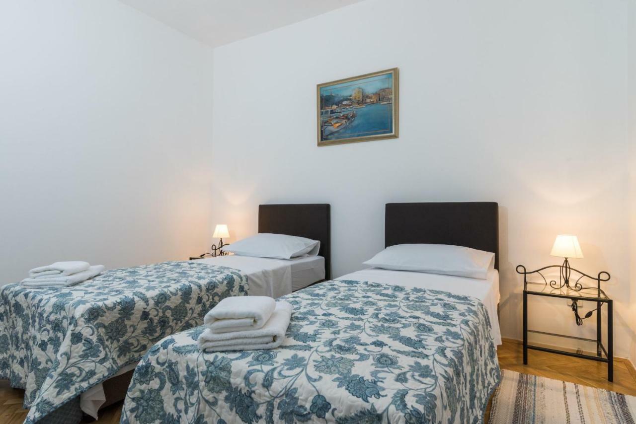 Apartment Okrug Gornji - Trogir With Sea View Zewnętrze zdjęcie