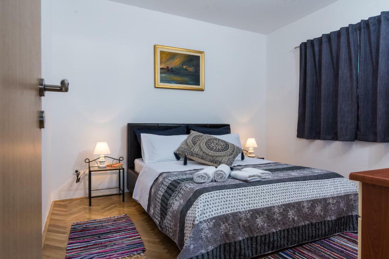 Apartment Okrug Gornji - Trogir With Sea View Zewnętrze zdjęcie